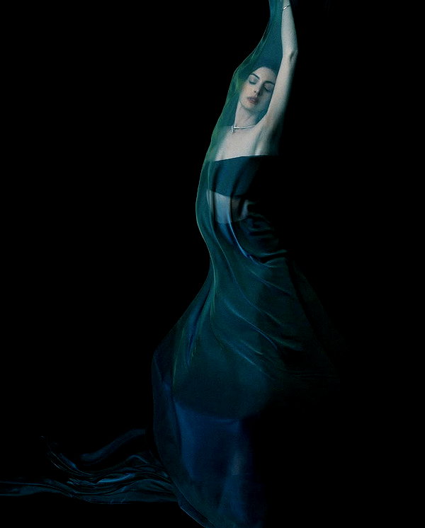 annehathaway instagram image archive image