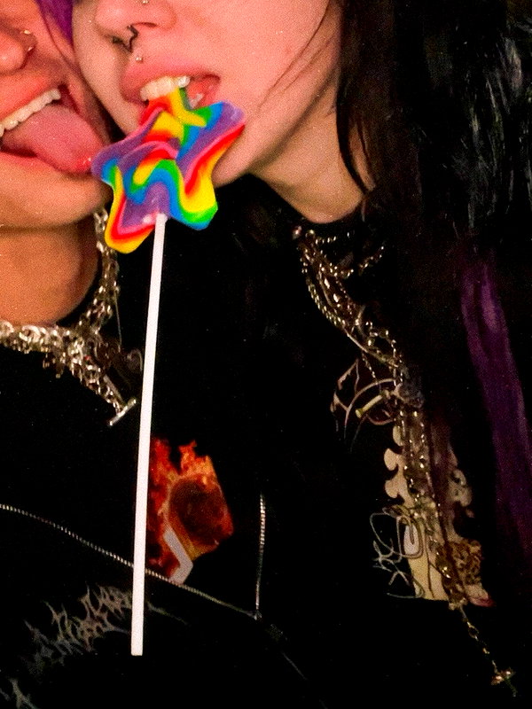 yeahimcaroline instagram image archive image