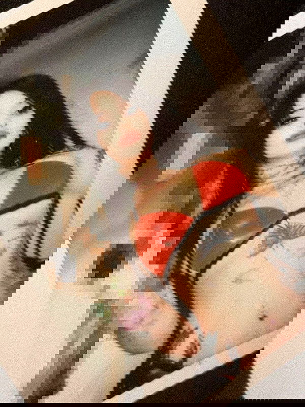 zommmbri zommmbri archive image