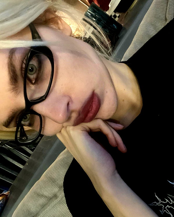 anya4everr instagram image archive image
