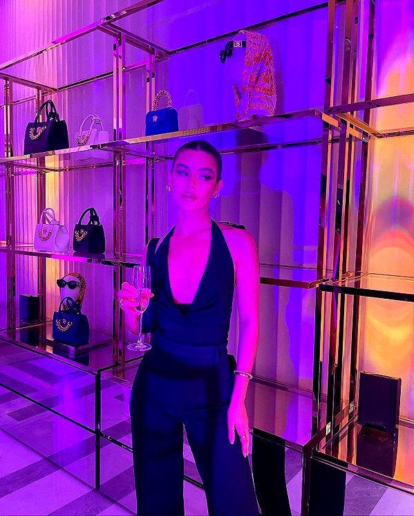 oliviaphillipps instagram image archive image