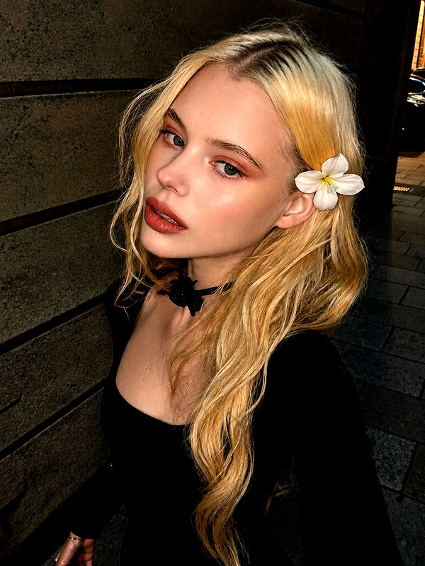 alisen.mari instagram image archive image