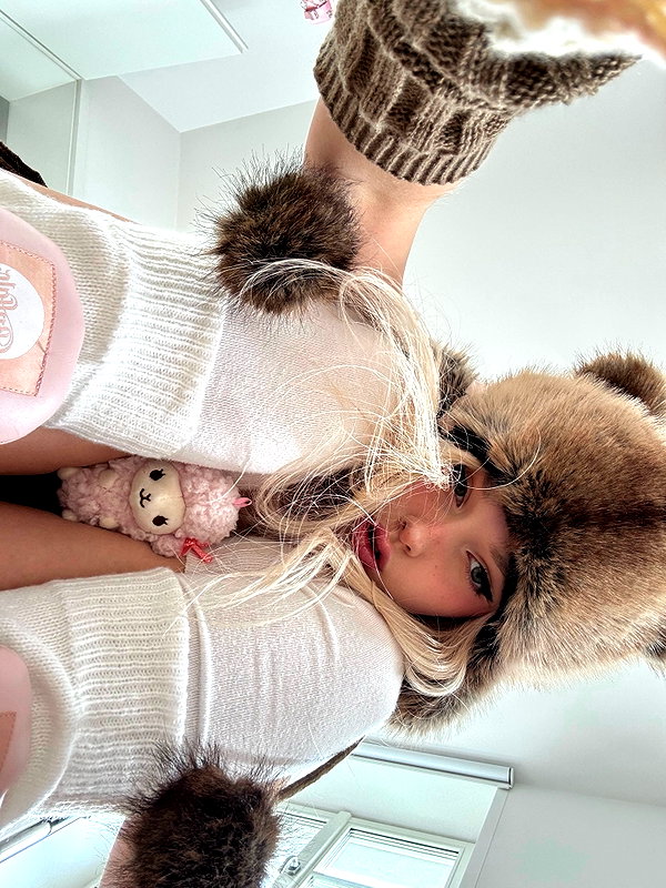 milkiwifey instagram image archive image