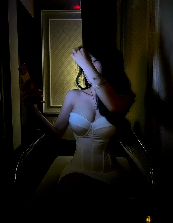 lyhythuedoxinh instagram image archive image