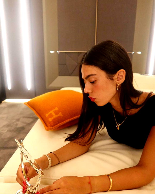 agamohanaa instagram image archive image