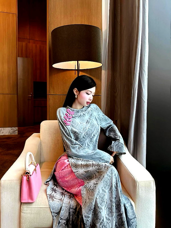 lyhythuedoxinh instagram image archive image