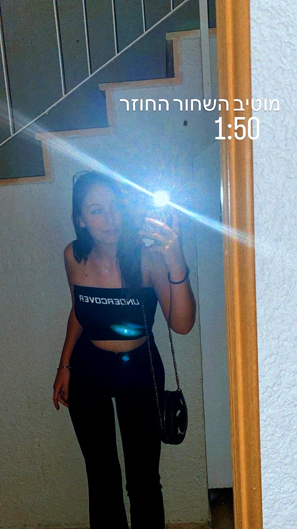 elika_shev instagram image archive image
