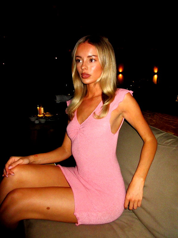 brontesheppeard instagram image archive image
