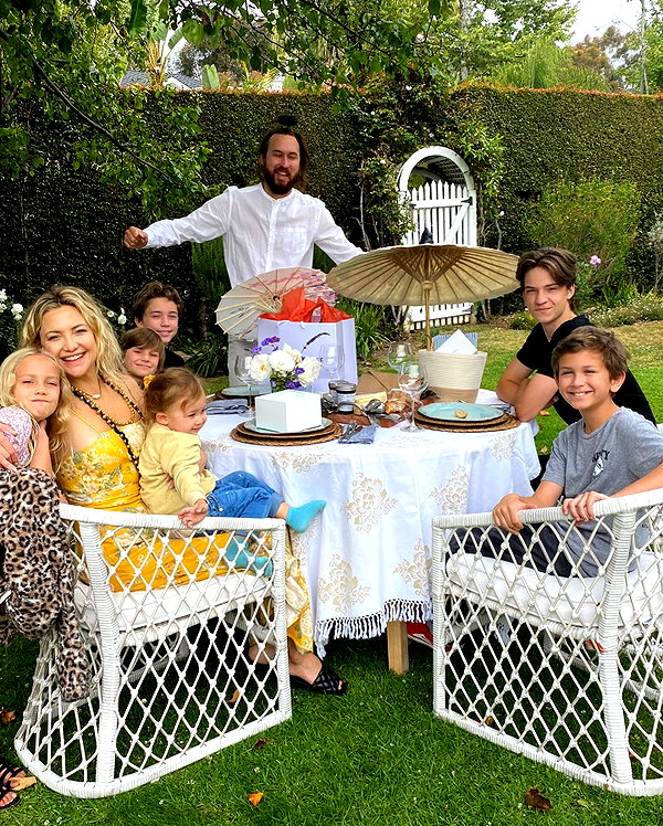 katehudson instagram image archive image