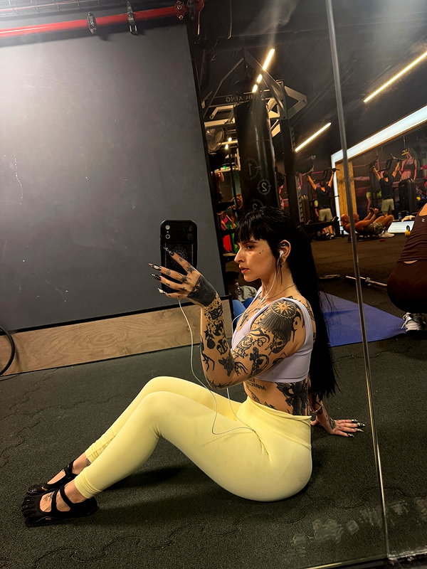strawberryshanz instagram image archive image