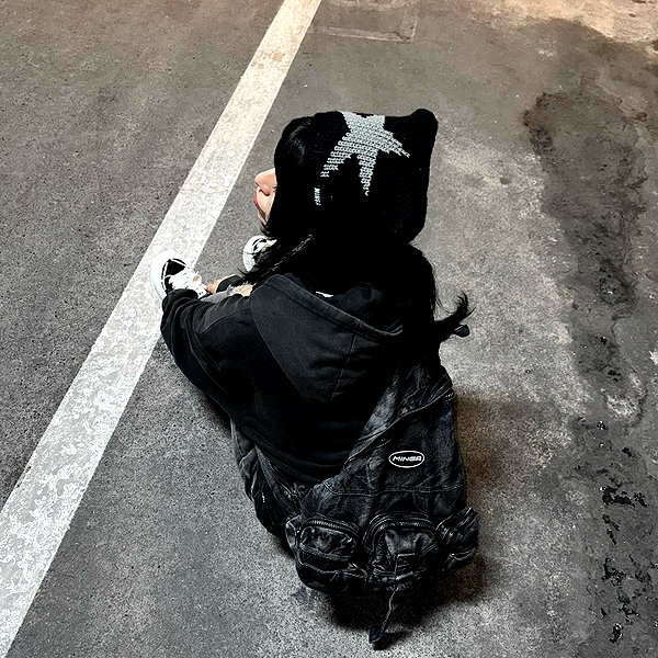 connie.01j instagram image archive image