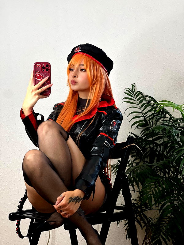 cata.leyah instagram image archive image