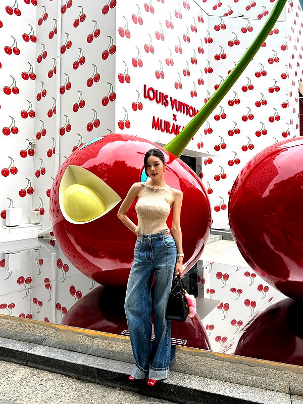 dear.zia instagram image archive image