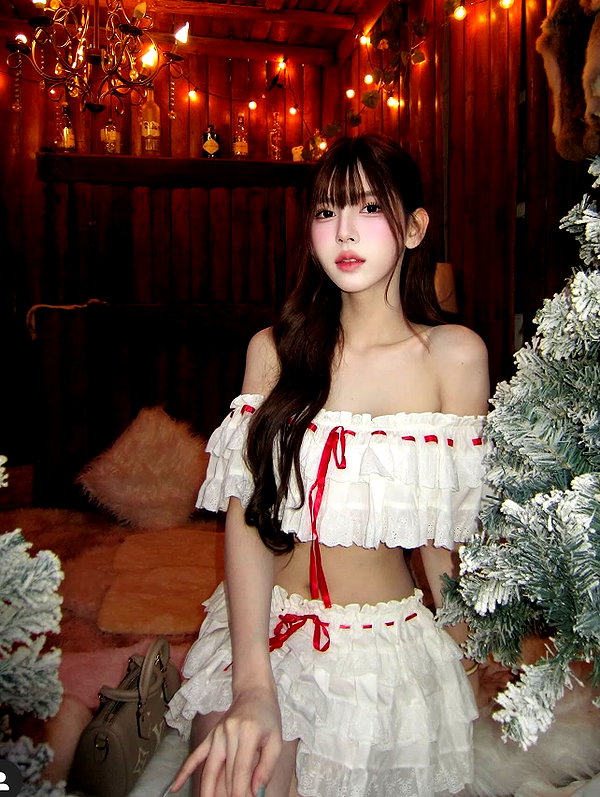 lyhythuedoxinh instagram image archive image
