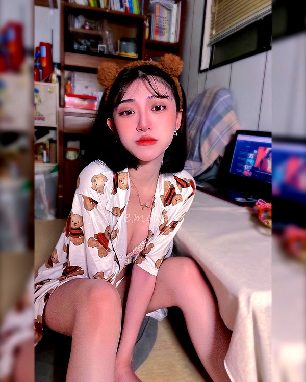 ge.more_x instagram image archive image