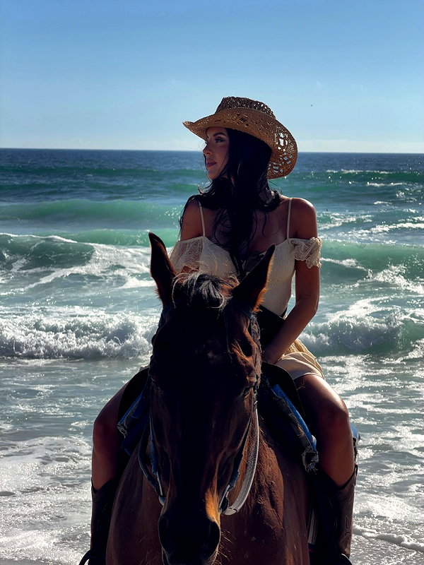 zoeliss instagram image archive image