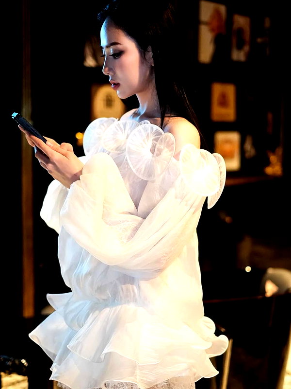 lyhythuedoxinh instagram image archive image