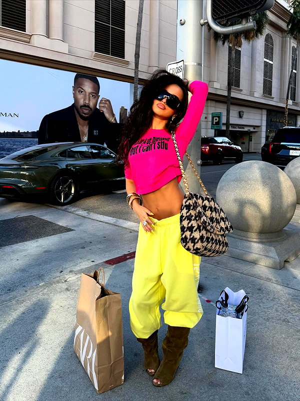 ellachristo instagram image archive image