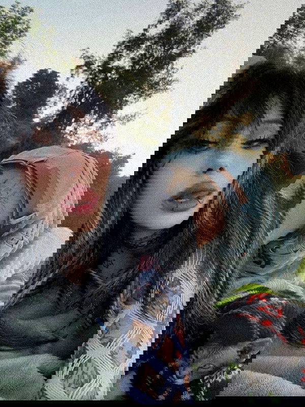 zommmbri zommmbri archive image