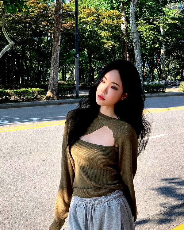 daxbin instagram image archive image