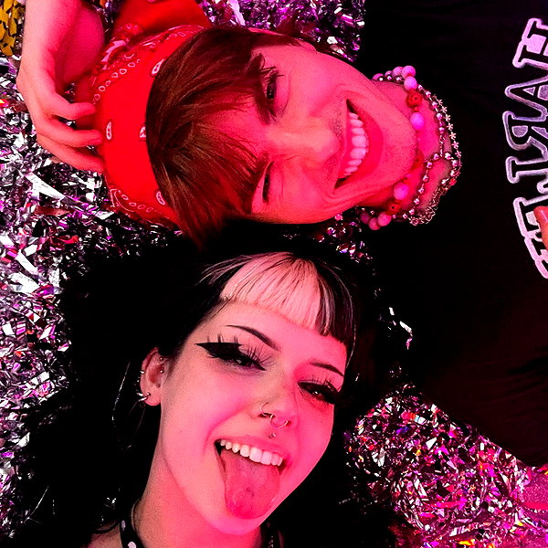 yeahimcaroline instagram image archive image