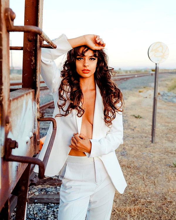 mikaelakatrina instagram image archive image