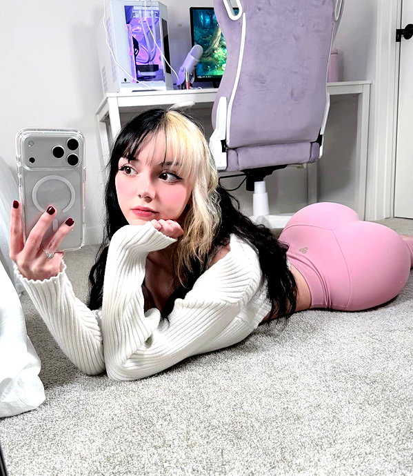 mia4rentz instagram image archive image
