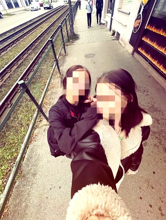 elviksi_07 instagram image archive image