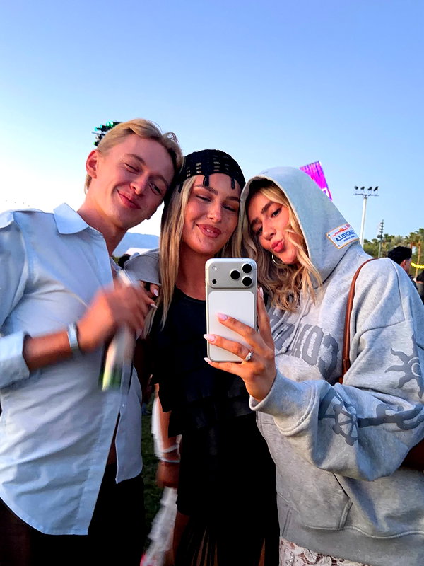 sophadophaa_ instagram image archive image