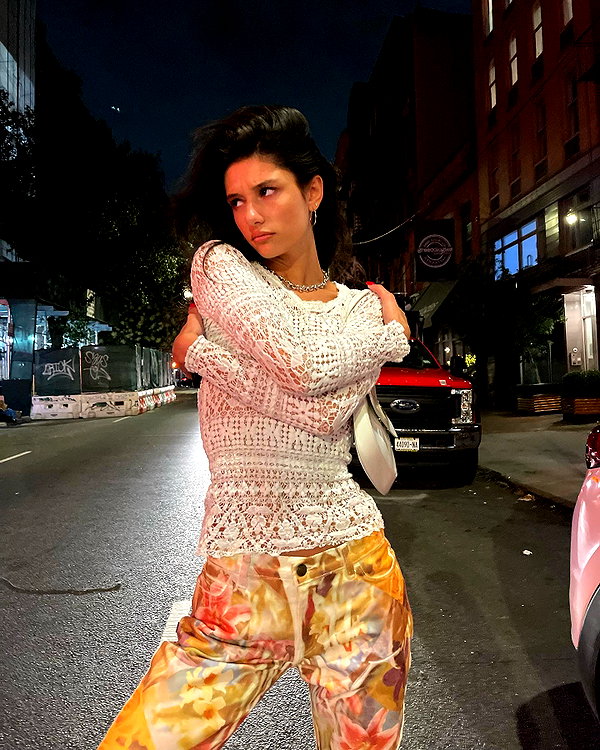 reneeebeller instagram image archive image
