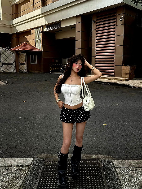 lyhythuedoxinh instagram image archive image