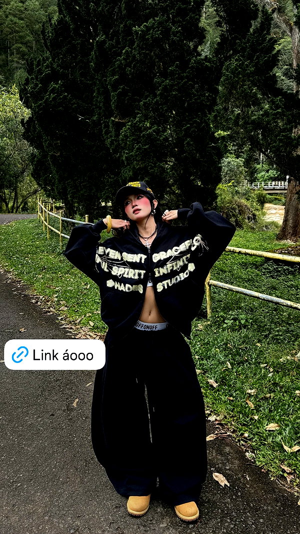 Archived image from @thyenn___ on Instagram