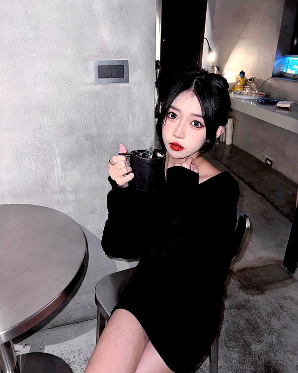 nixqq.425_ instagram image archive image
