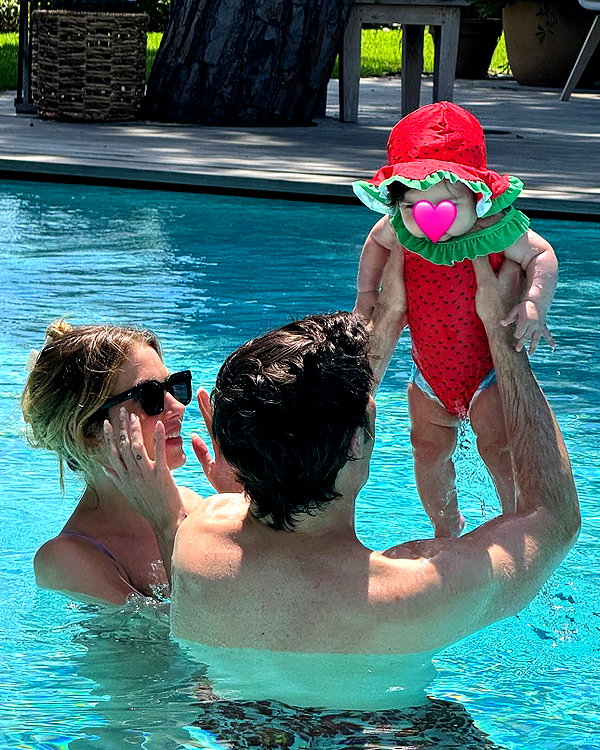 ashleybenson instagram image archive image