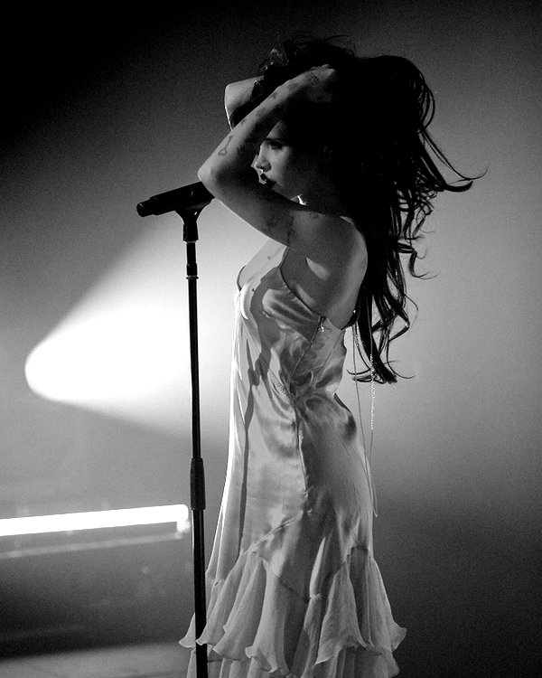 nessabarrett instagram image archive image