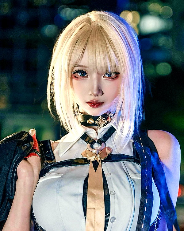 xier_cos instagram image archive image