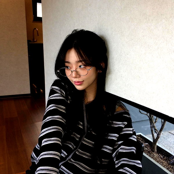 hyeweon__ archive image
