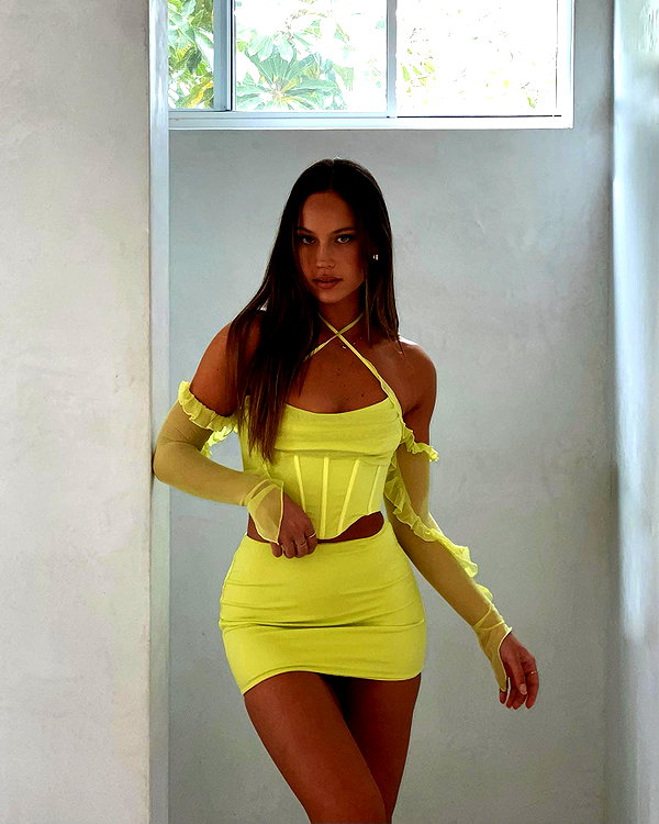 olivia.mathers instagram image archive image