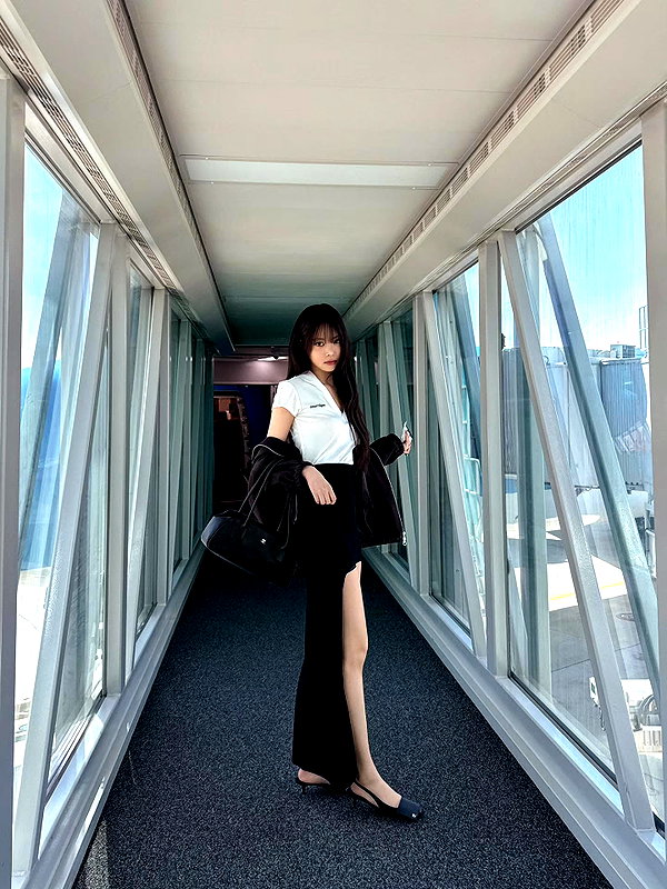 hhh.e_c.v instagram image archive image