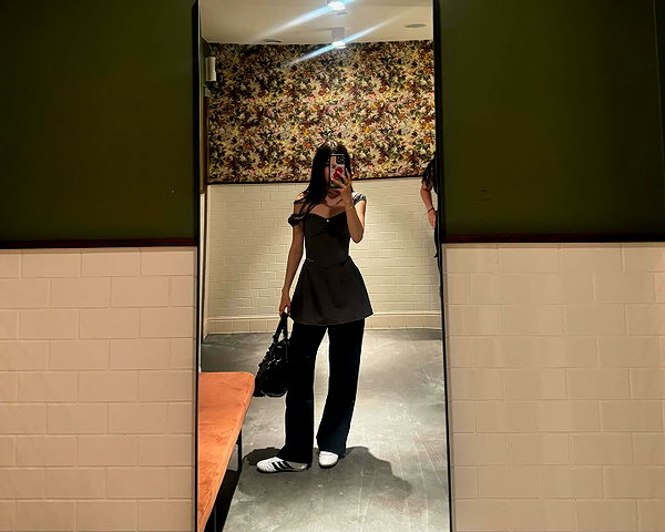 ainaratorneg instagram image archive image