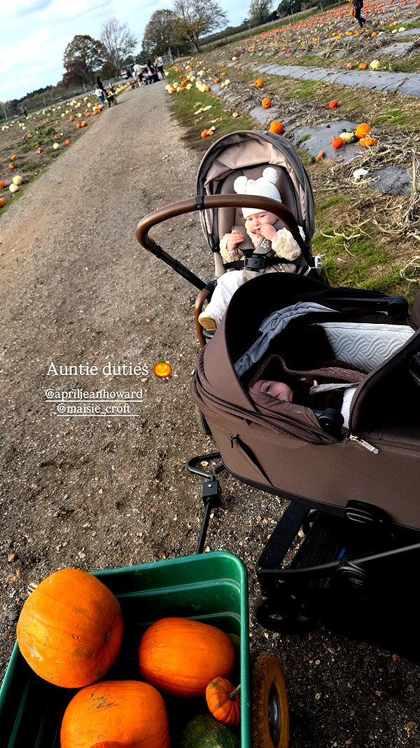 Archived image from @pascha on Instagram