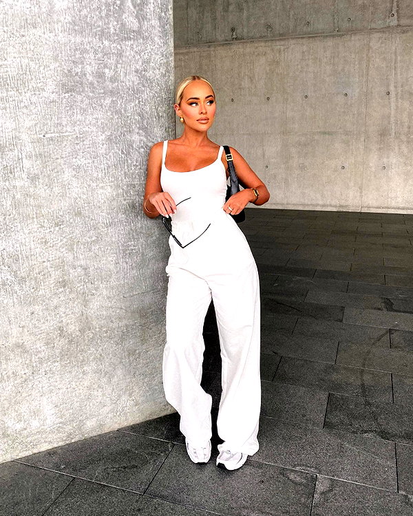 allieauton instagram image archive image