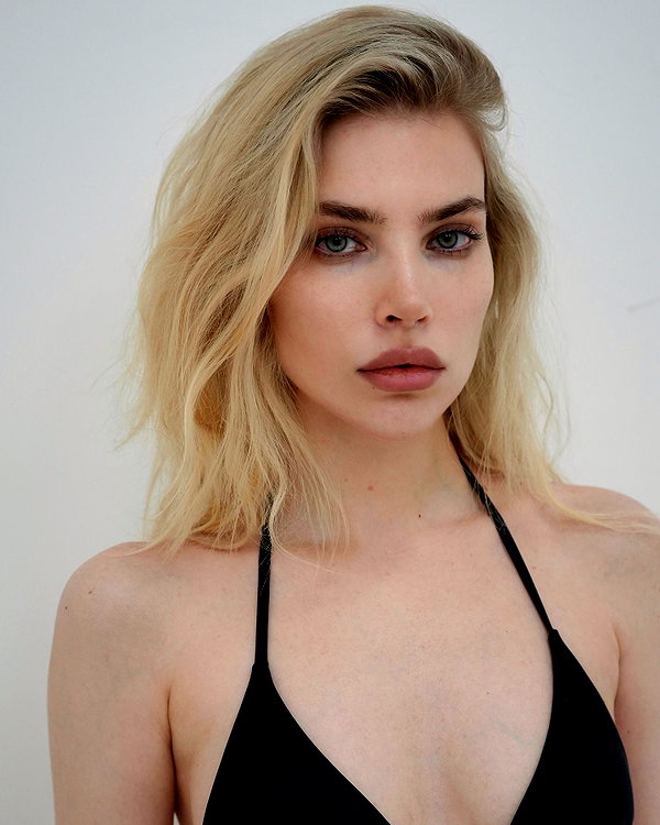 anya4everr instagram image archive image