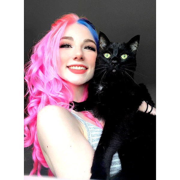 danielle.mercedie instagram image archive image