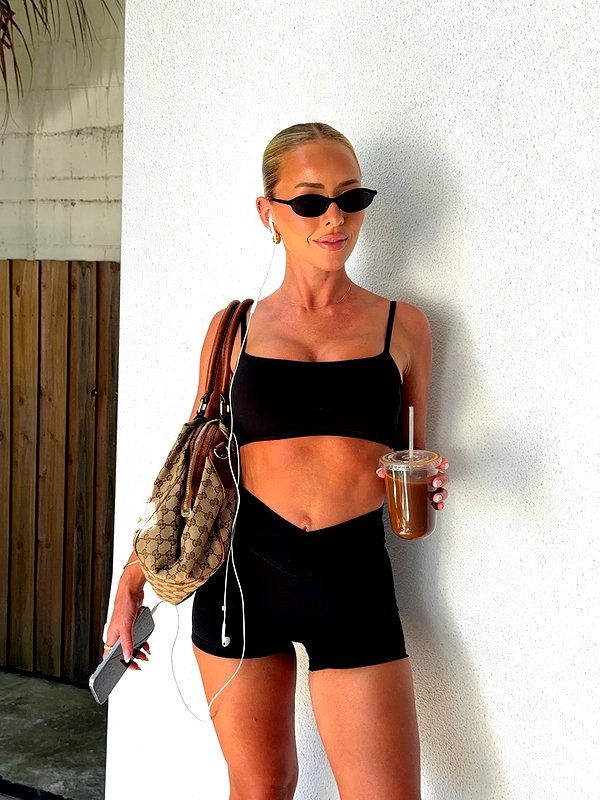 allieauton instagram image archive image