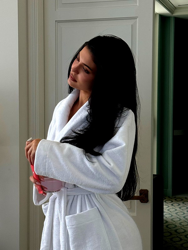 kyliejenner instagram image archive image