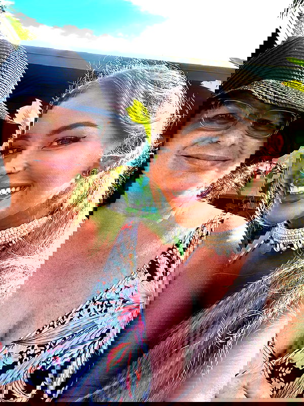 itshayleydavies itshayleydavies archive image