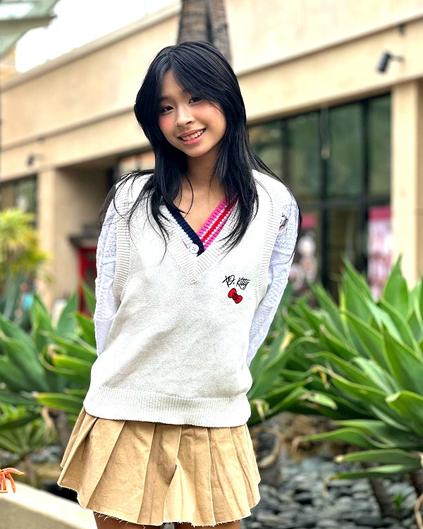 princessamelia_official instagram image archive image