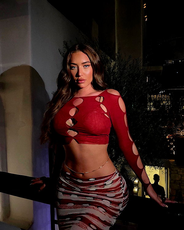 staskaranikolaou instagram image archive image