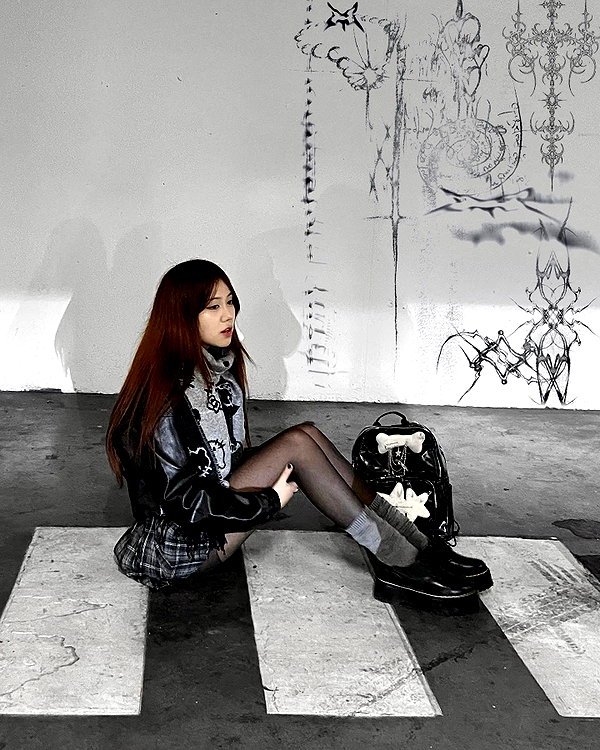 is2tian instagram image archive image